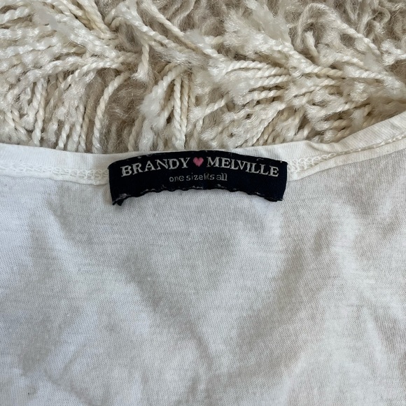 Brandy Melville - Graphic Print Cropped Tank - Picture 3 of 4